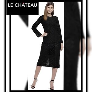 ✨️ Le Chateau Long Black Textured Maxi Dress